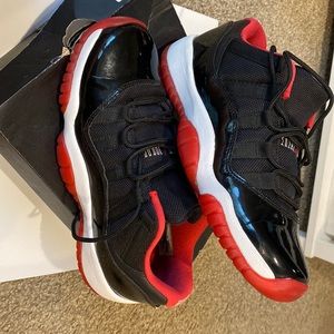 Air Jordan 11 Retro Low BG Bred 6.5 Youth with original box